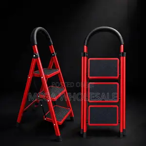 2,3,4 5 Step Folding Ladder Compact Storage for Cleaning Tasks