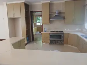 3bdrm Bungalow in Karen C for rent
