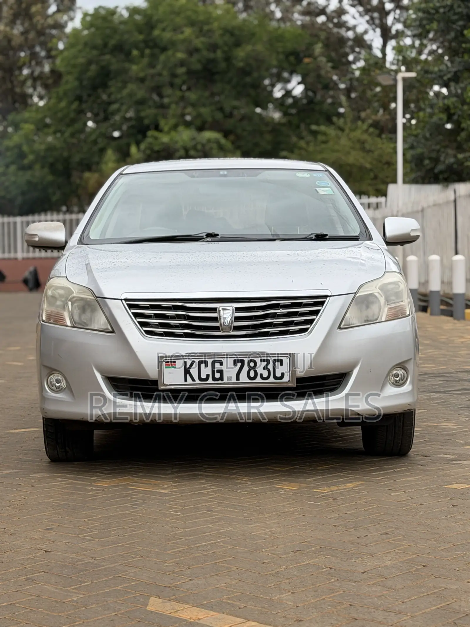 Toyota Premio 2009 Silver