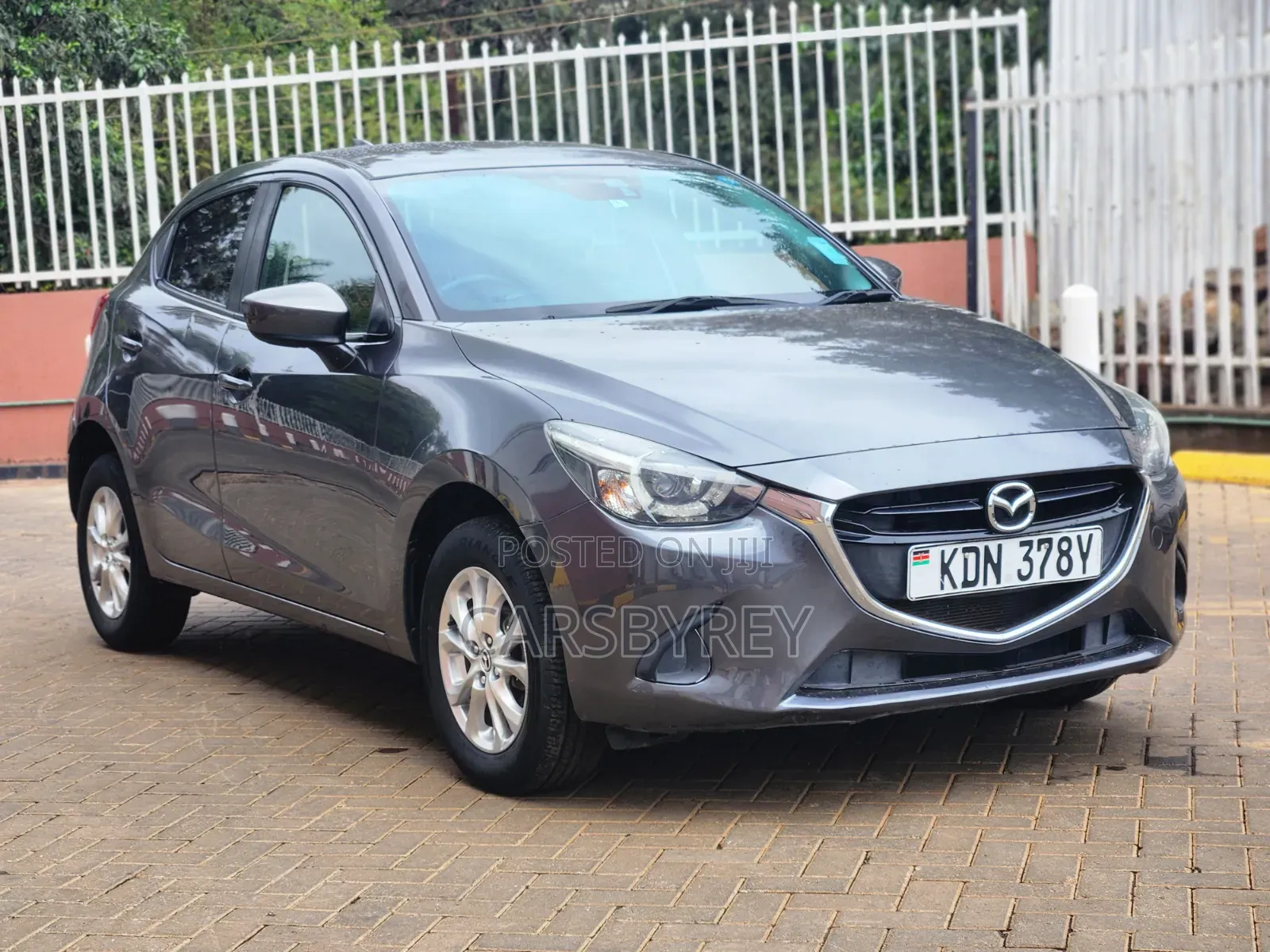 Mazda Demio 2016 Gray