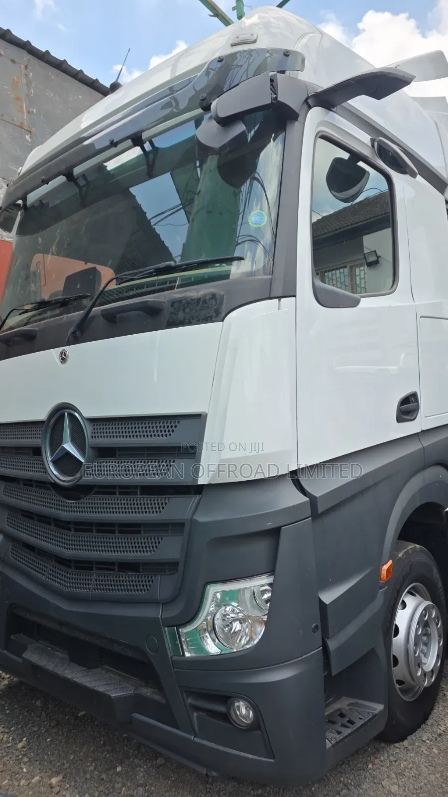 Mercedes Benz 2545 2020 Mp5 2020 White