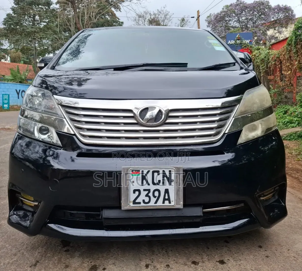 Toyota Vellfire V 2.4 FWD 8-Seater 2010 Black