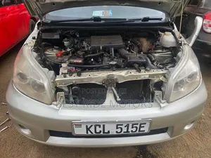 Toyota Rush 1.5 AWD 2011 Silver