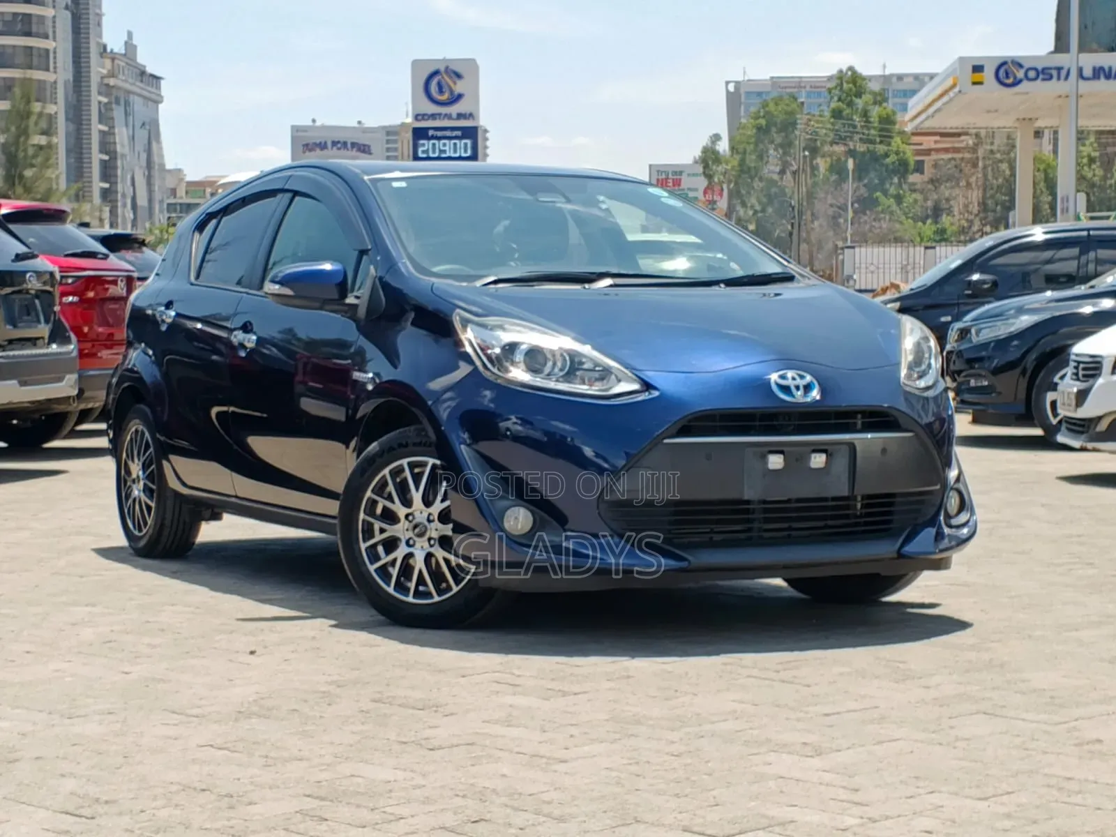 Toyota Aqua 2019 Blue