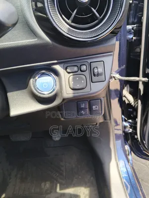 Toyota Aqua 2019 Blue