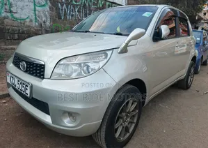 Toyota Rush 1.5 AWD 2011 Silver