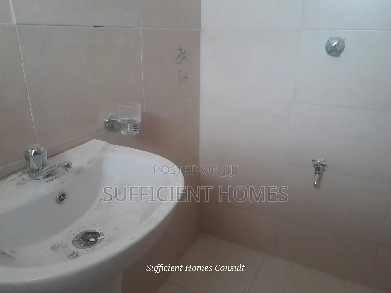 Studio Apartment in Ruaka for rent