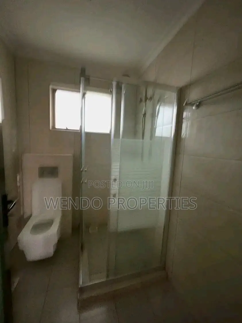 3bdrm Bungalow in Kerarapon Drive, Karen C for rent