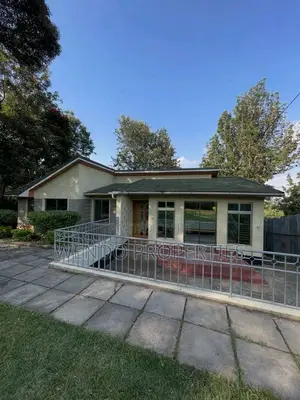 3bdrm Bungalow in Kerarapon Drive, Karen C for rent
