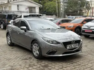 Mazda Axela 2015 Silver