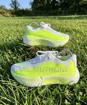 Adidas Hyperboost Edge Trainers / Runners Size 39-45