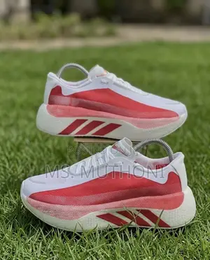 Adidas Hyperboost Edge Trainers / Runners Size 39-45