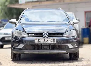 Volkswagen Golf 2016 Black