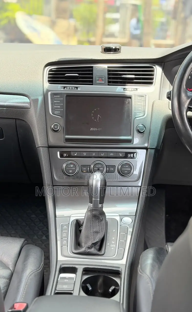Volkswagen Golf 2016 Black