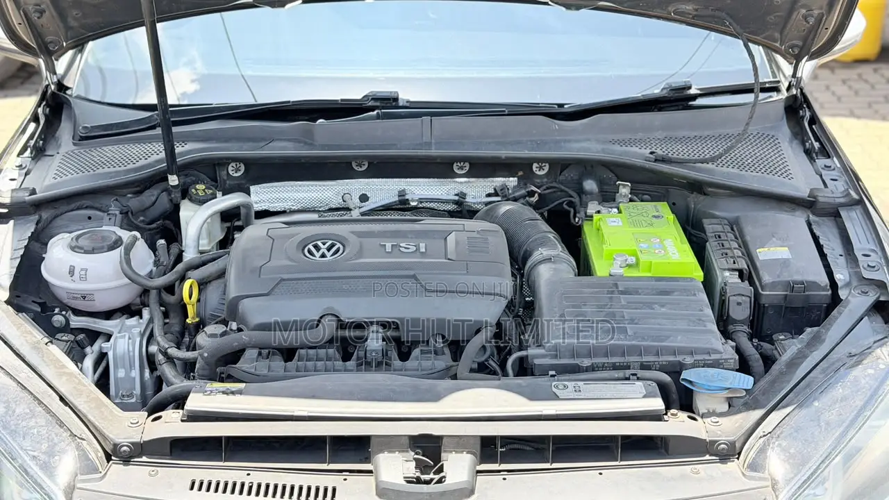 Volkswagen Golf 2016 Black