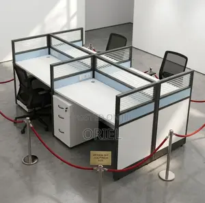 4-Seater Office Workstation : Four-Station Office Workstation