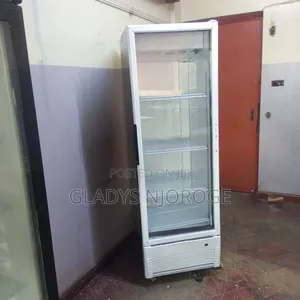400l Display Fridge ( White in Colour)