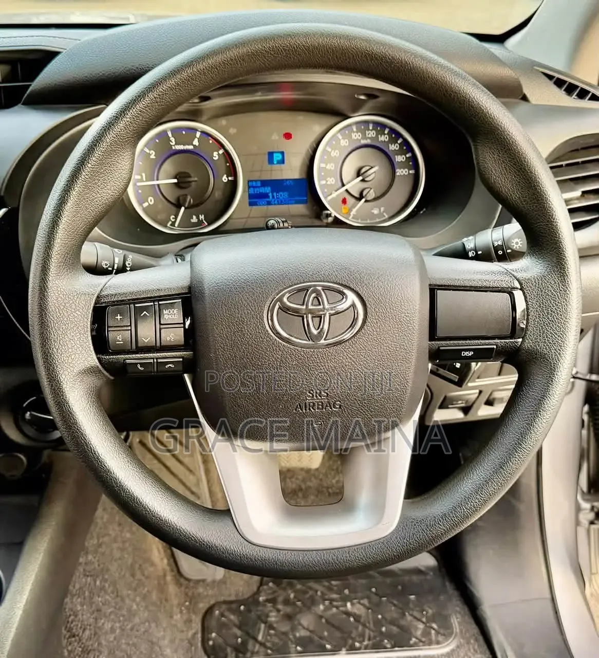 Toyota Hilux Revo Double Cab Deisel 2.4 RWD 2019 Silver