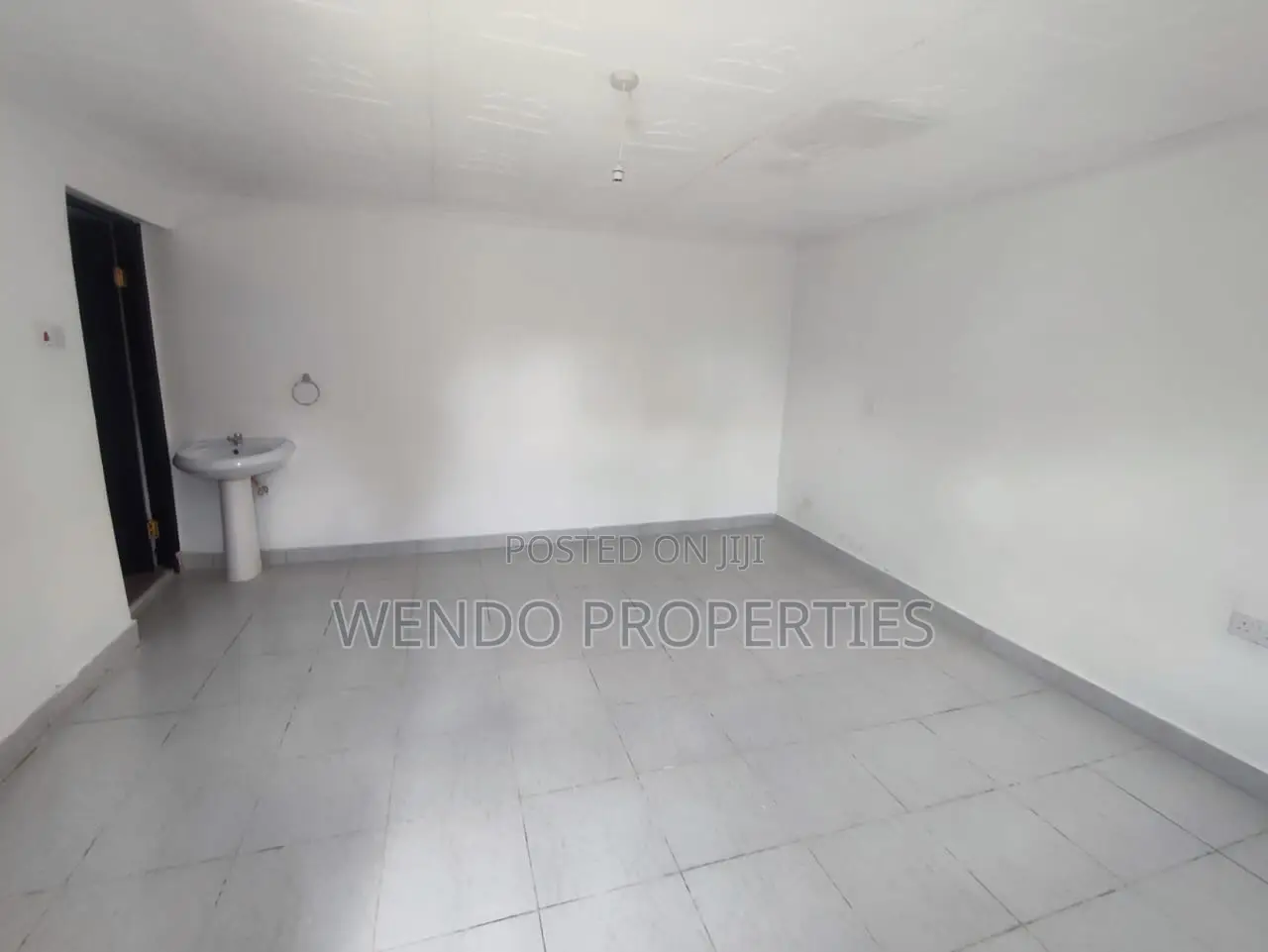 3bdrm Bungalow in Karen C for rent