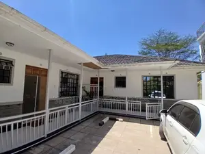 3bdrm Bungalow in Hardy for rent