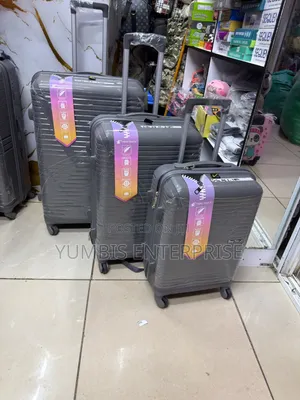 28" Full Set Rubber Suitcase in Dark Grey at Only 7500