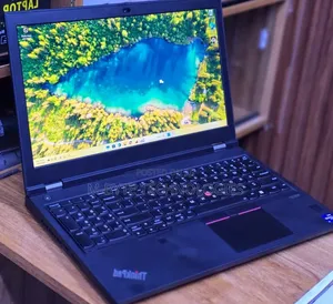 Laptop Lenovo ThinkPad P15s 16GB Intel Core i9 SSD 512GB