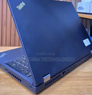 Laptop Lenovo ThinkPad P15s 16GB Intel Core i9 SSD 512GB