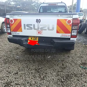 Isuzu D-MAX 2024 White