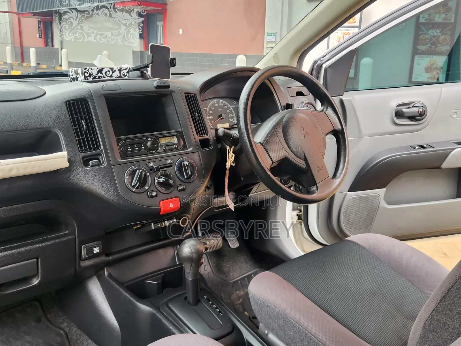 Mitsubishi Lancer Cargo 2018 White