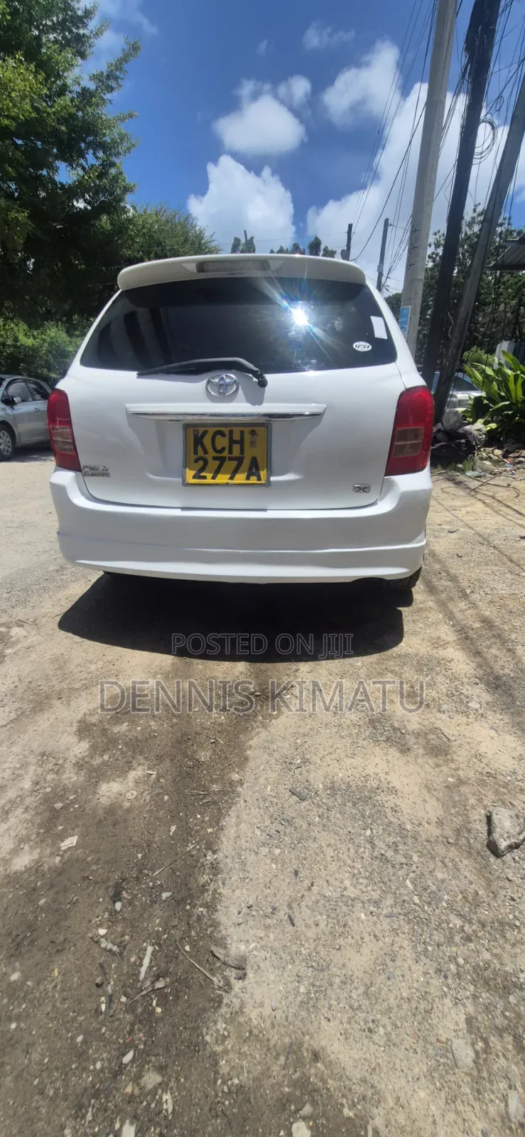 Toyota Corolla Fielder 2009 Off white