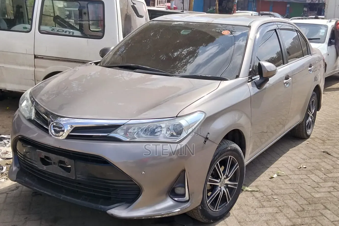 Toyota Axio 2018 Silver