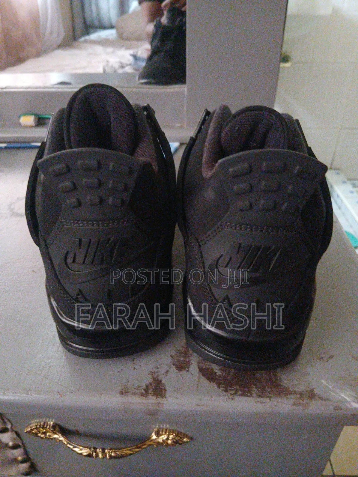 Air Jordan 4