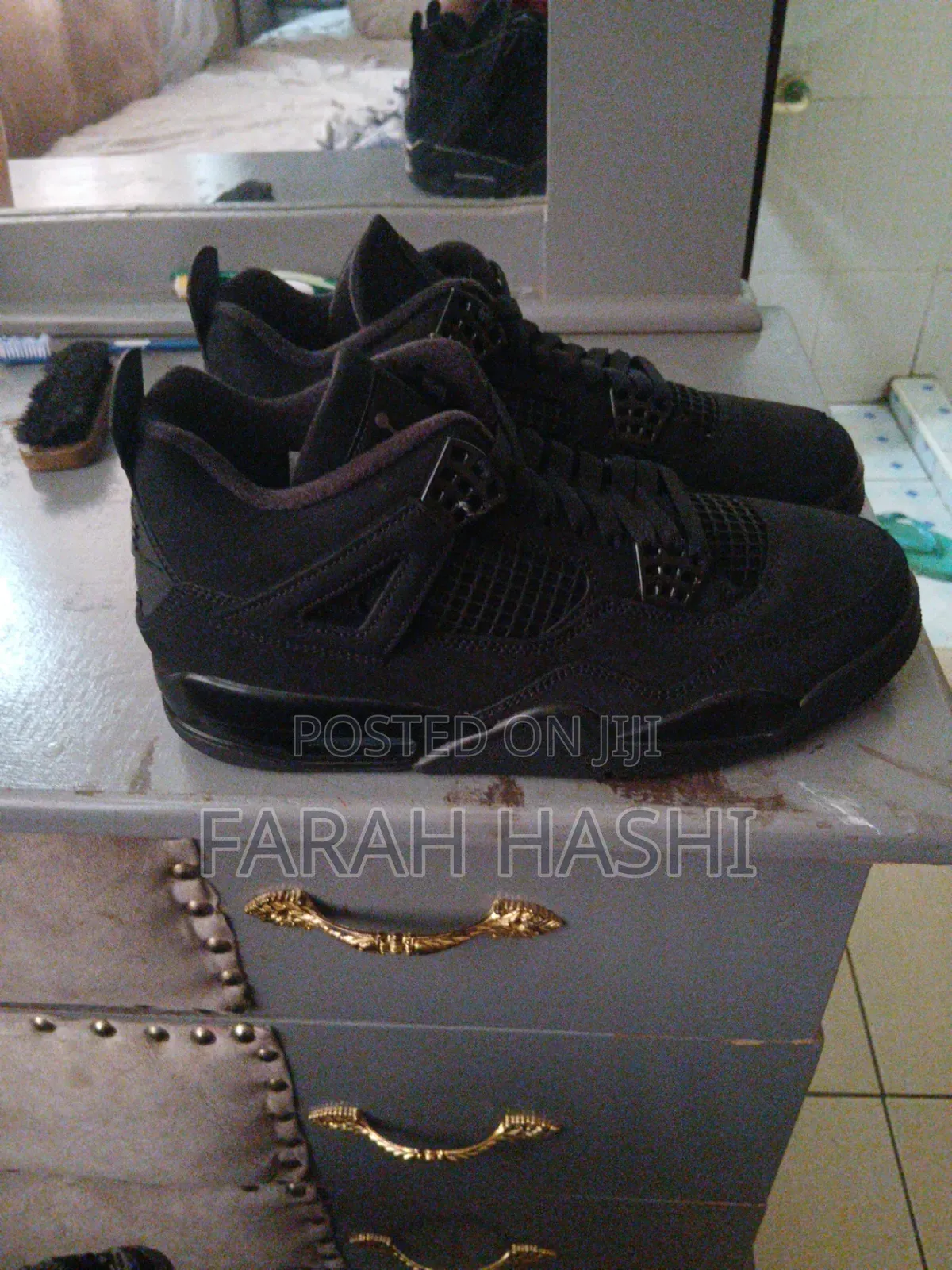 Air Jordan 4