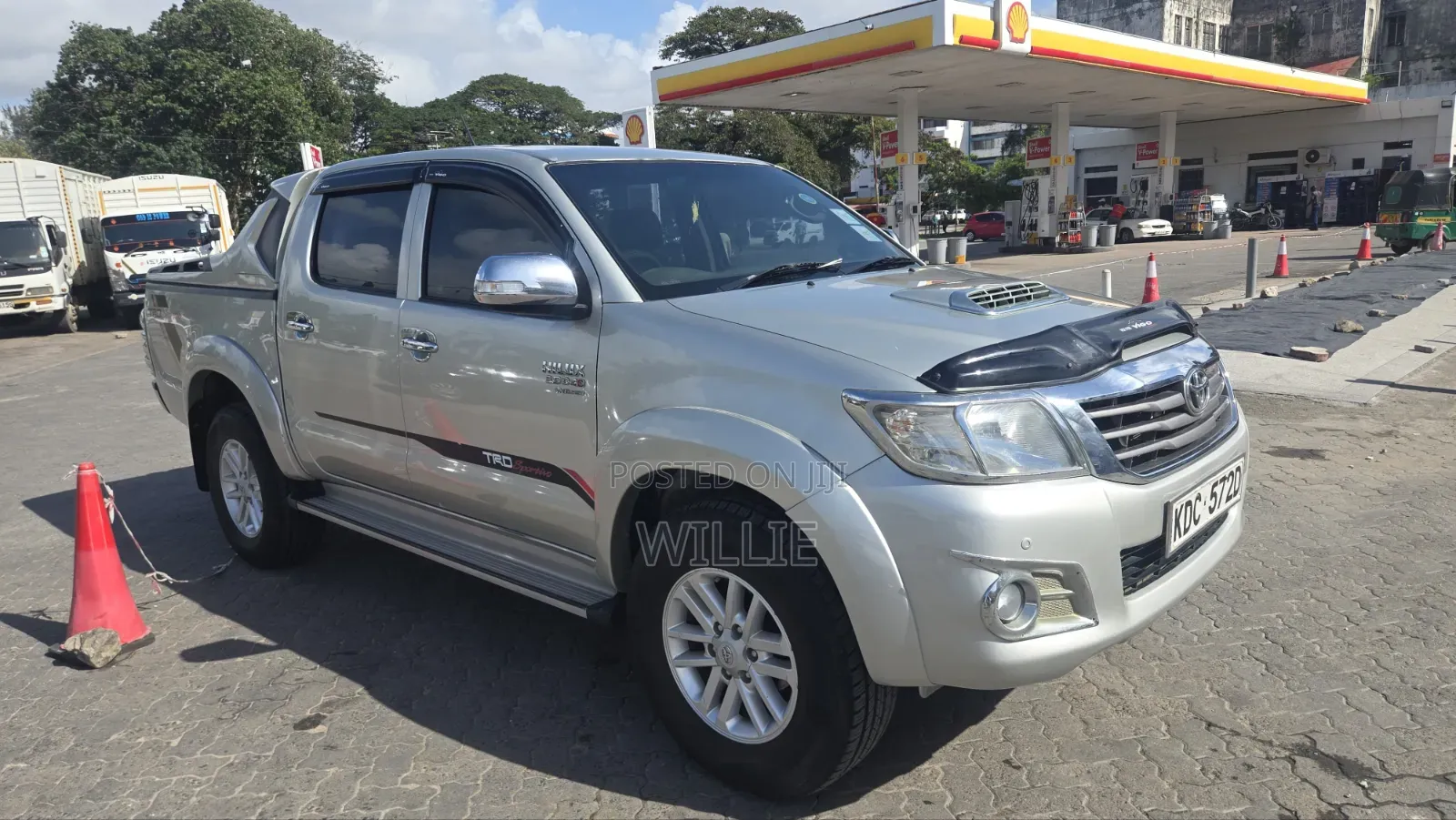 Toyota Hilux 2015 Silver