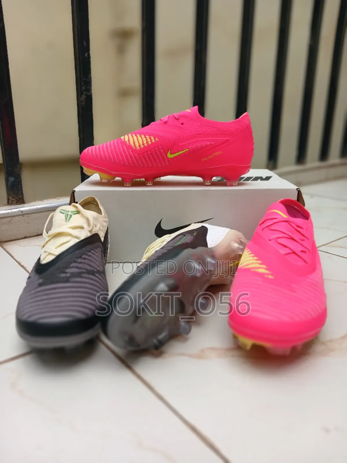 Nike Phantom (Resembling Recent GX or Low-Cut Editions)