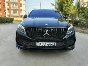 Mercedes-Benz GLE-Class 2016 Black