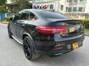Mercedes-Benz GLE-Class 2016 Black