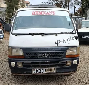 Toyota Hilux 2003 White