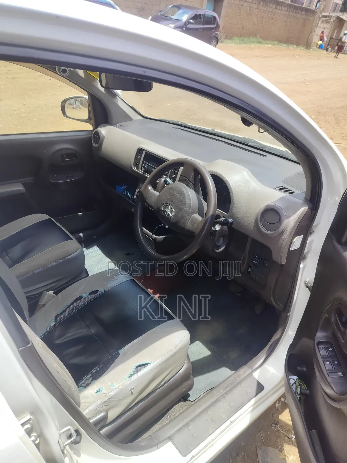Toyota Passo 2015 White