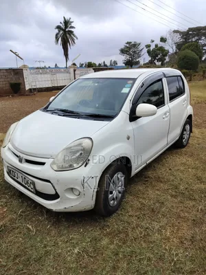 Toyota Passo 2015 White