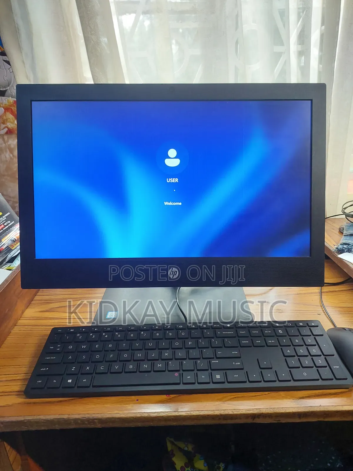 Desktop Computer HP ProOne 400 8GB Intel Core i5 SSD 500GB
