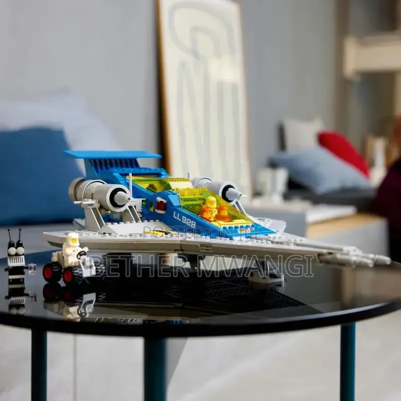 Lego Icons Galaxy Explorer