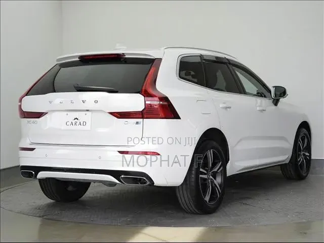 Volvo XC60 2019 White