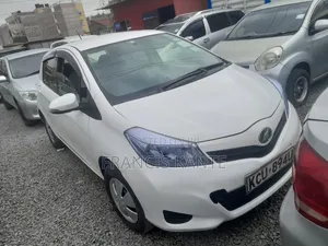 Toyota Vitz 2012 White
