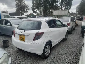 Toyota Vitz 2012 White