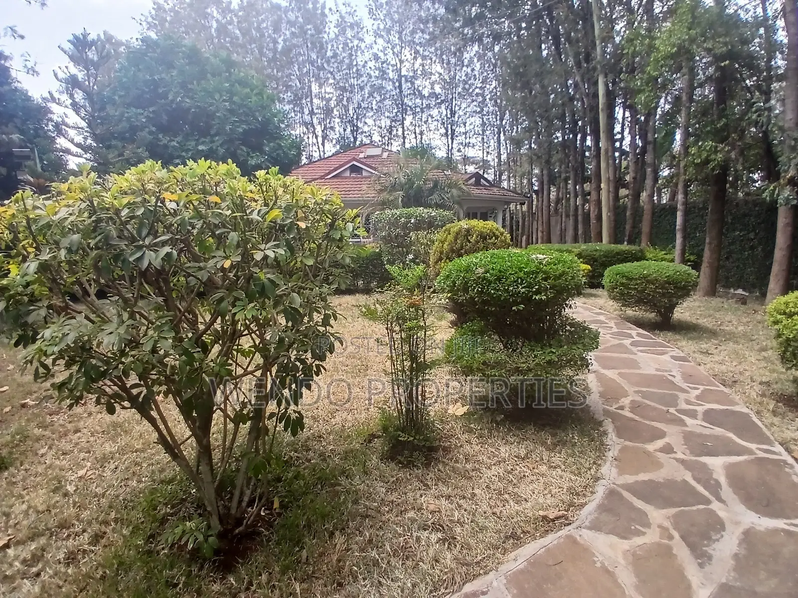 3bdrm Bungalow in Karen C for rent