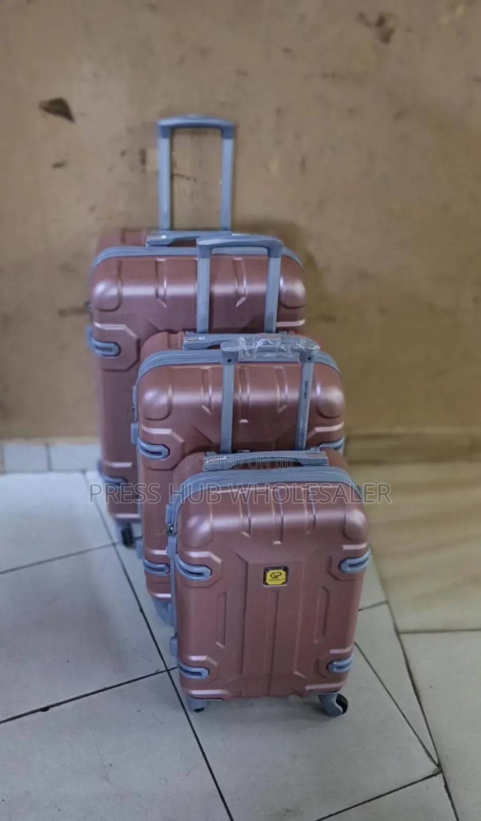 Luxurious Fibre Suitcase 3in1