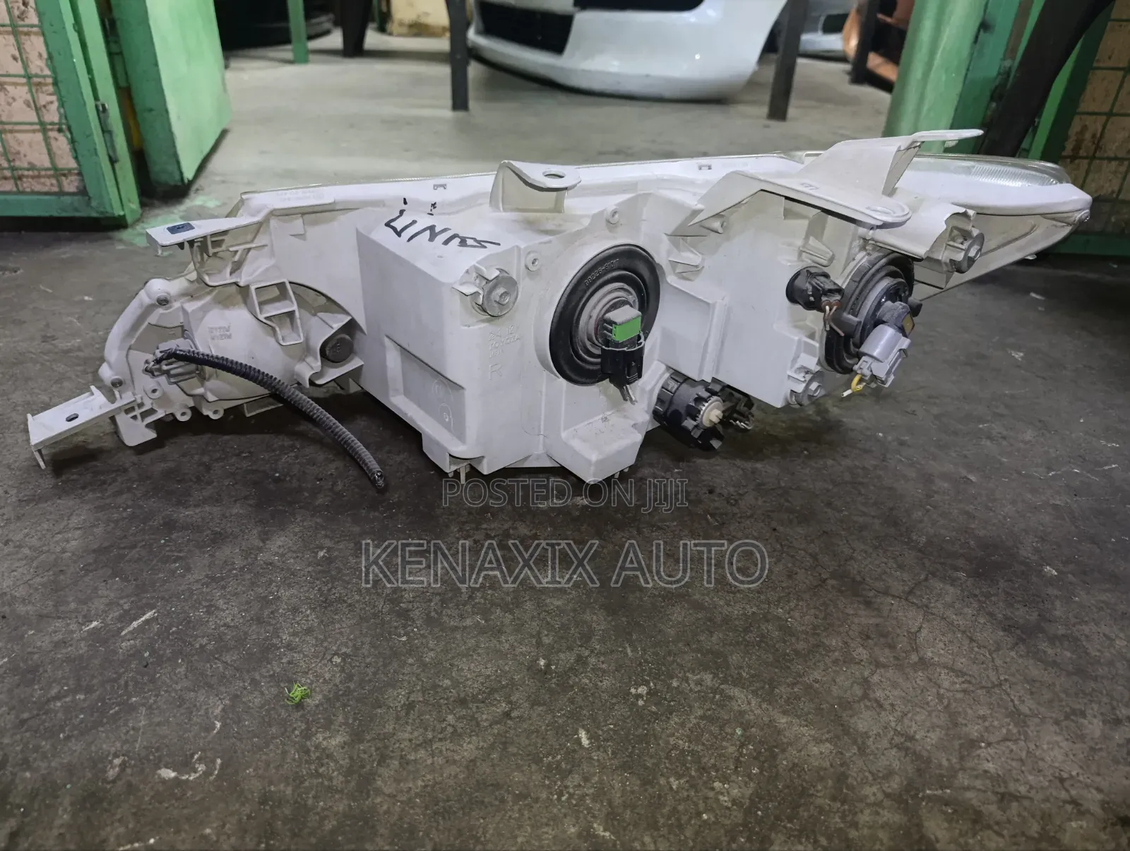 Allion 260 Non Xenon Headlight