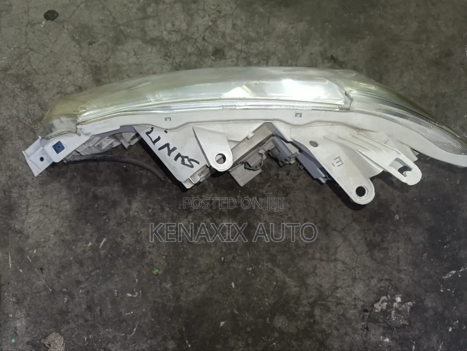 Allion 260 Non Xenon Headlight