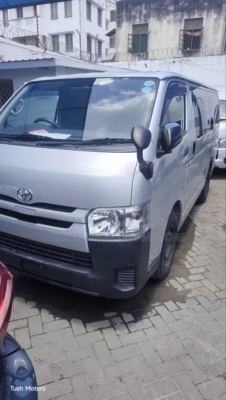 Toyota HiAce 2019 Silver